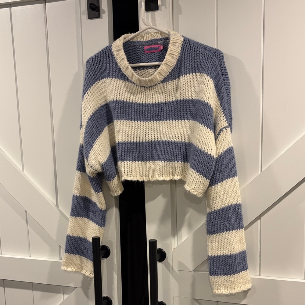 Edikted Striped Cropped Knit Sweater - Blue & Cream